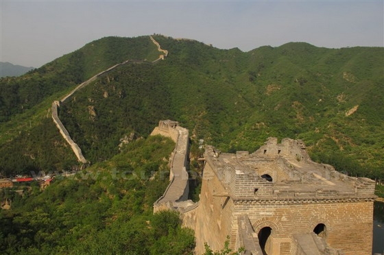 Huanghuacheng Great Wall from Jintang Lake