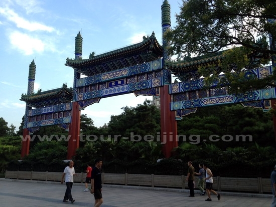 A spectacular pailou, a Chinese traditonal archway.