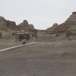 Come closer to the unique Yadan landforms.