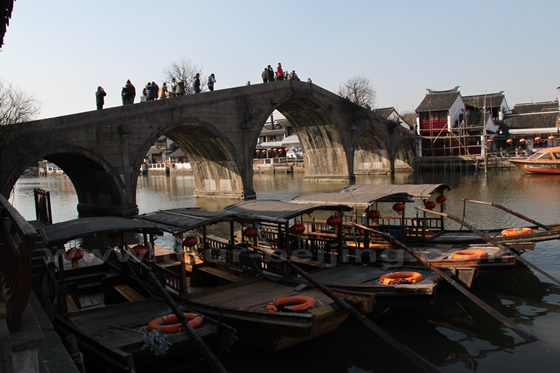 Fangsheng Bridge, the largest 5-arch stone bridge in the Yangte River Delta