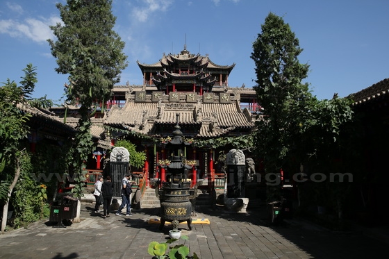 Gao Temple's main building