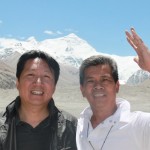 I took a picture with Mr. Juan from Venesuela