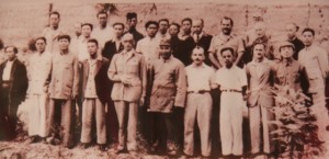 Mao Zedong and Zude interviewed the sino-foreign journalists