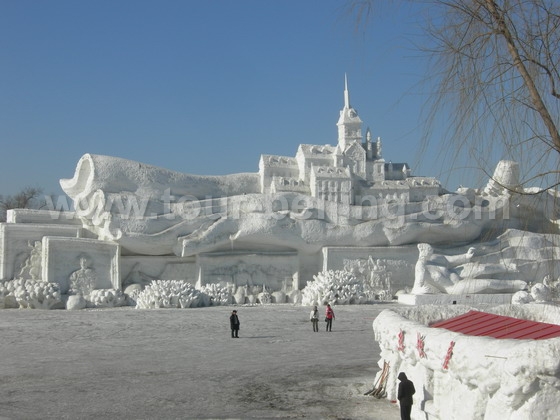 Snow Carving
