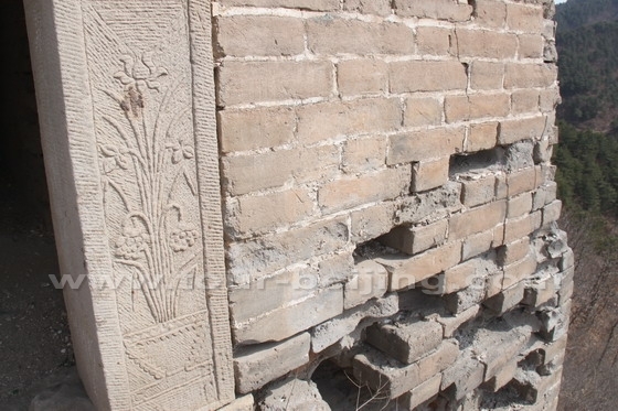 Stone carving on Xiaohekou Great wall