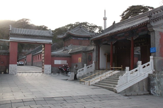 The entrance to Jietai Temple.