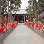 The holy way leading to the temple housing the statue of Guanyu