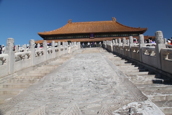 The southern ramp in front of the Hall of Supreme Harmony has bas-relief carvings