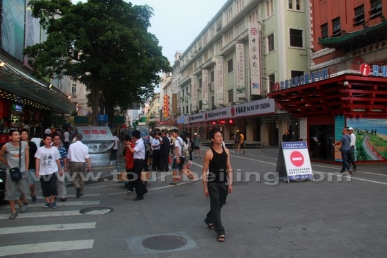 The west starting point of Zhongshan Walking Street