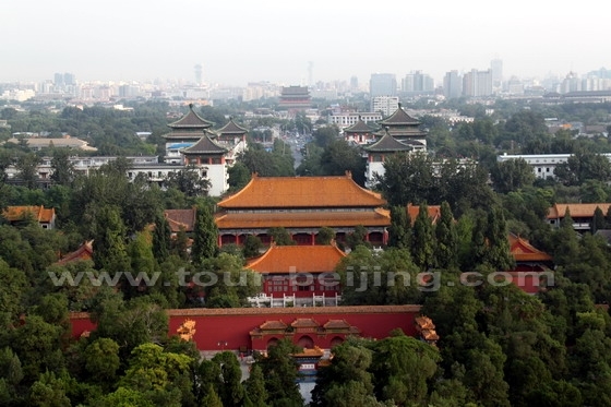 To the north is the Drum Tower and Bell Tower on the north-south axis of Beijing.
