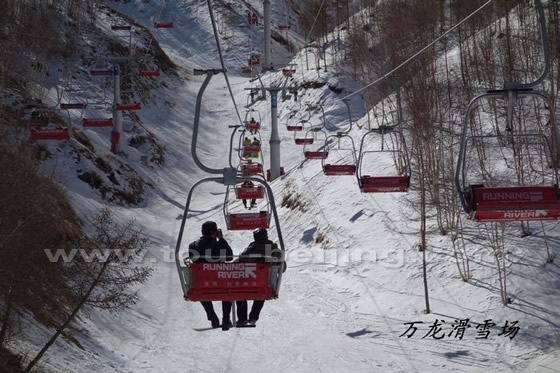Wanlong Ski Resort is now equipped with 5 chairlifts