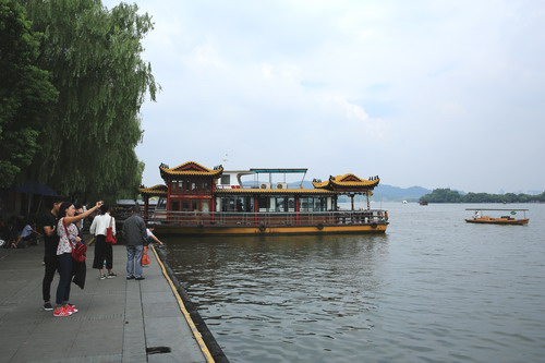 The dock at Huagang 