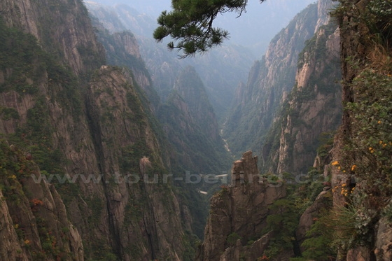  Xihai Great Canyon (West Sea Canyon) 