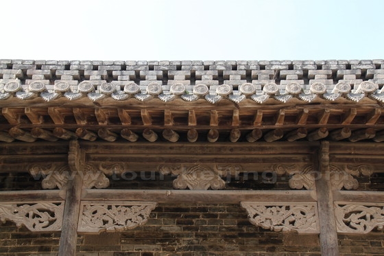 exquisite brackets, beautiful wood carvings and decorated tiles