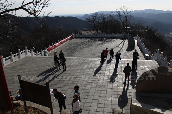 the platform below the 14th tower at Mutuanyu