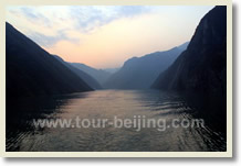 Chongqing Yangtze River Yichang Classic 4 Day Tour