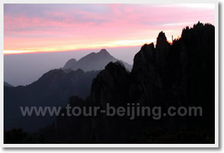 Beijing Huangshan Hongcun 3 Day Round Trip by Flight