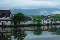 Huangshan Hongcun and Xidi 4-Day Classic Tour Package