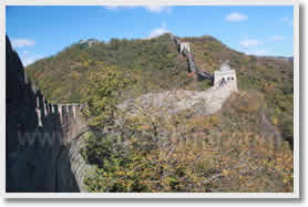 北京慕田峪长城、春晖园温泉SPA包车一日豪华游