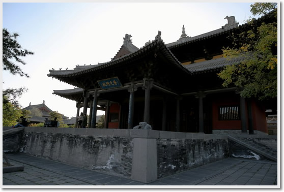 Datong Huayan Temple