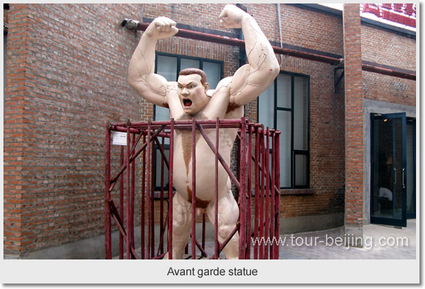 Avant garde statue