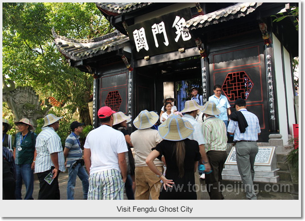 Visit Fengdu Ghost City