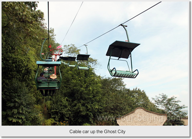 Cable car up the Ghost City