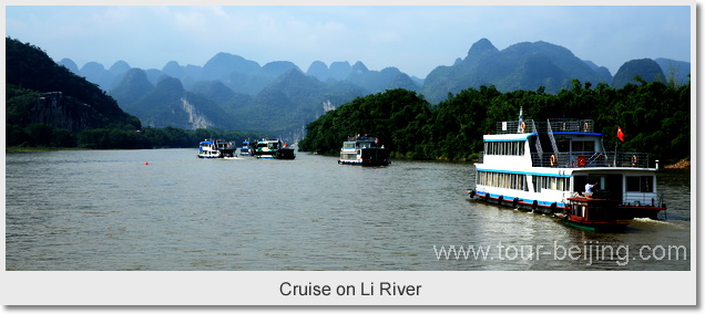 Cruise on Li River 