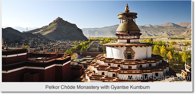 Pelkor Chöde Monastery with Gyantse Kumbum