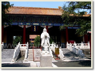 Most Popular Beijing Day Trip for Folk Culture