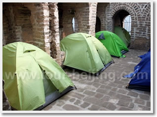 Overnight on Ruined Badaling Great Wall