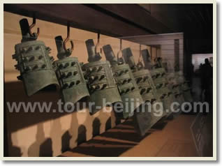 Hong Kong Xian 4 Day Tour