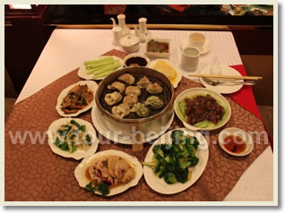 Hong Kong Xian 4 Day Tour