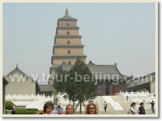 Hong Kong Xian 4 Day Tour