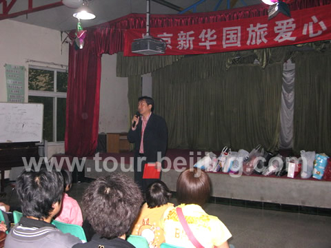 I spoke highly of Mrs Zhang' excellent work on behalf of Beijing Xinhua International Tours