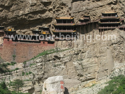 The whole picture of the Hanging Temple