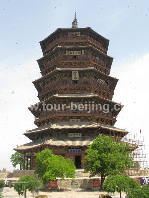 This is the pagoda. On the first floor is housed the statue of Sakyamuni. We are not allowed to take pictures on first floor.