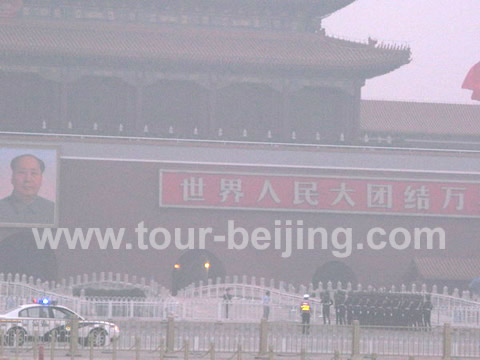 The soldiers leaving and marching inside Tiananmen Tower where they stay.