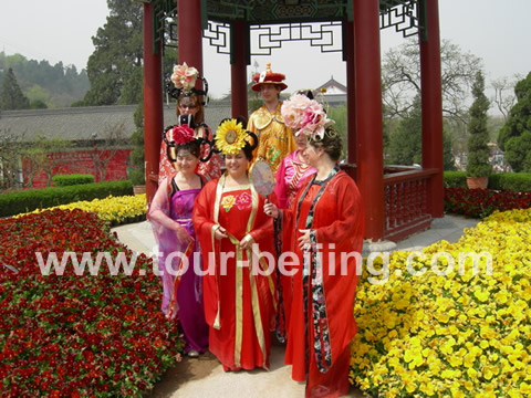 People from the group became the concubine Yang Guifei and the emperor - Xuanzong in Tang Dynassty in 7th century.