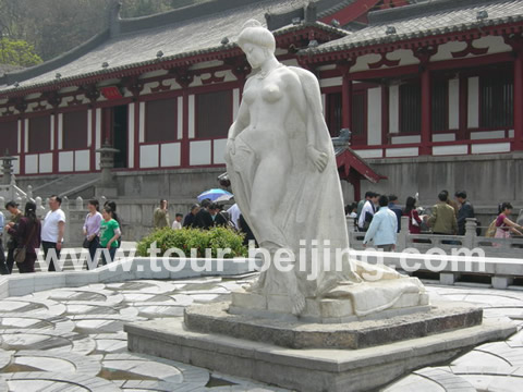 Statue of Yang Guifei