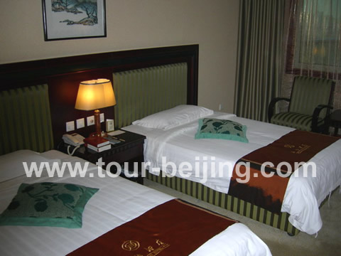 Very spacous rooms at Hua Sheng Hotel