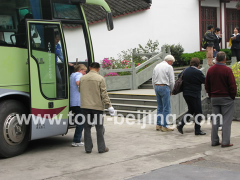Another tourist group was coming to this tea plantation