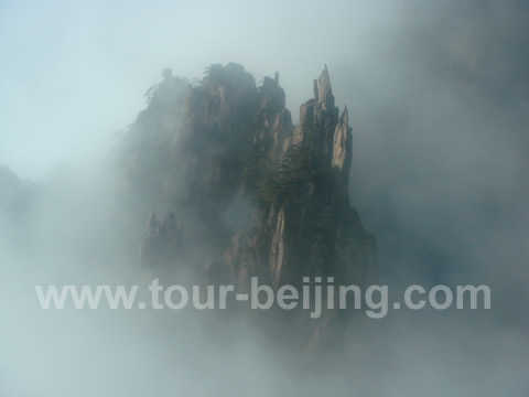 Huangshan Mountain ( Yellow Mountain )