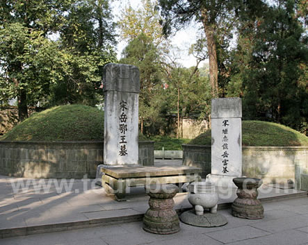 Mausoleum of General Yue Fei