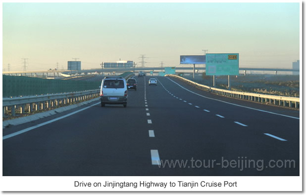 Drive on Jinjingtang Highway to Tianjin Cruise Port