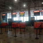 In the middle of the terminal building is the security check through which you enter the waiting area for departure.