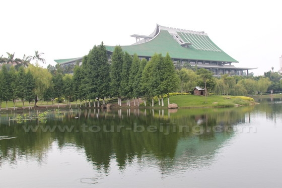 The Furong Lake and the Library as its backdrop.