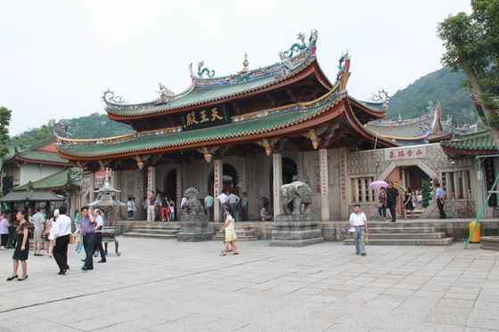 the the Hall of Heavenly Kings