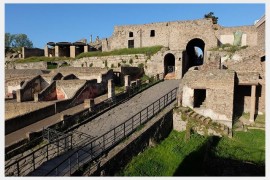 环球旅游英语: Tips for visiting Pompeii
