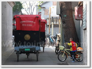 Explore the "Vanishing Old Beijing" Bus Tour